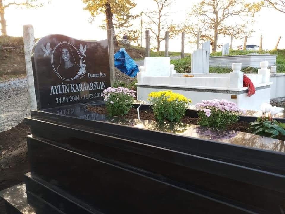 Absolute Black Çift Kapaklı Granit Mezar